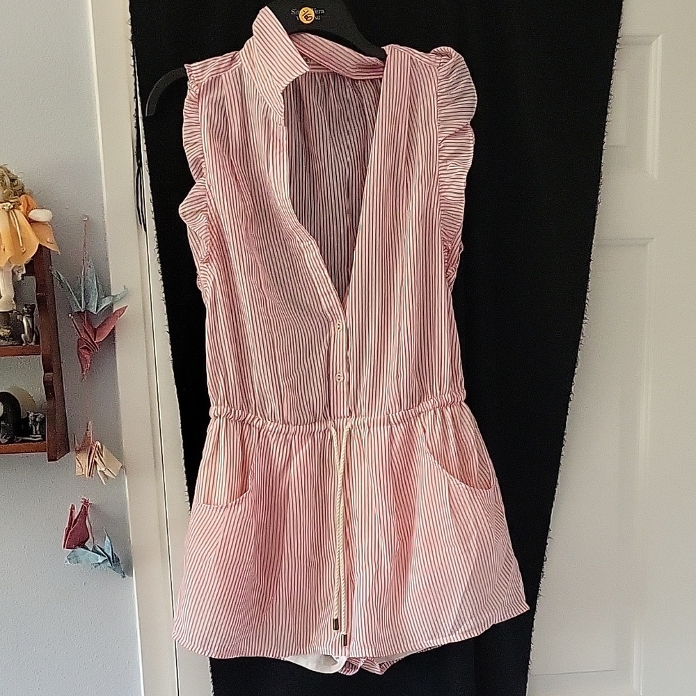Red And White Stripes Sleeveless Romper Size Small